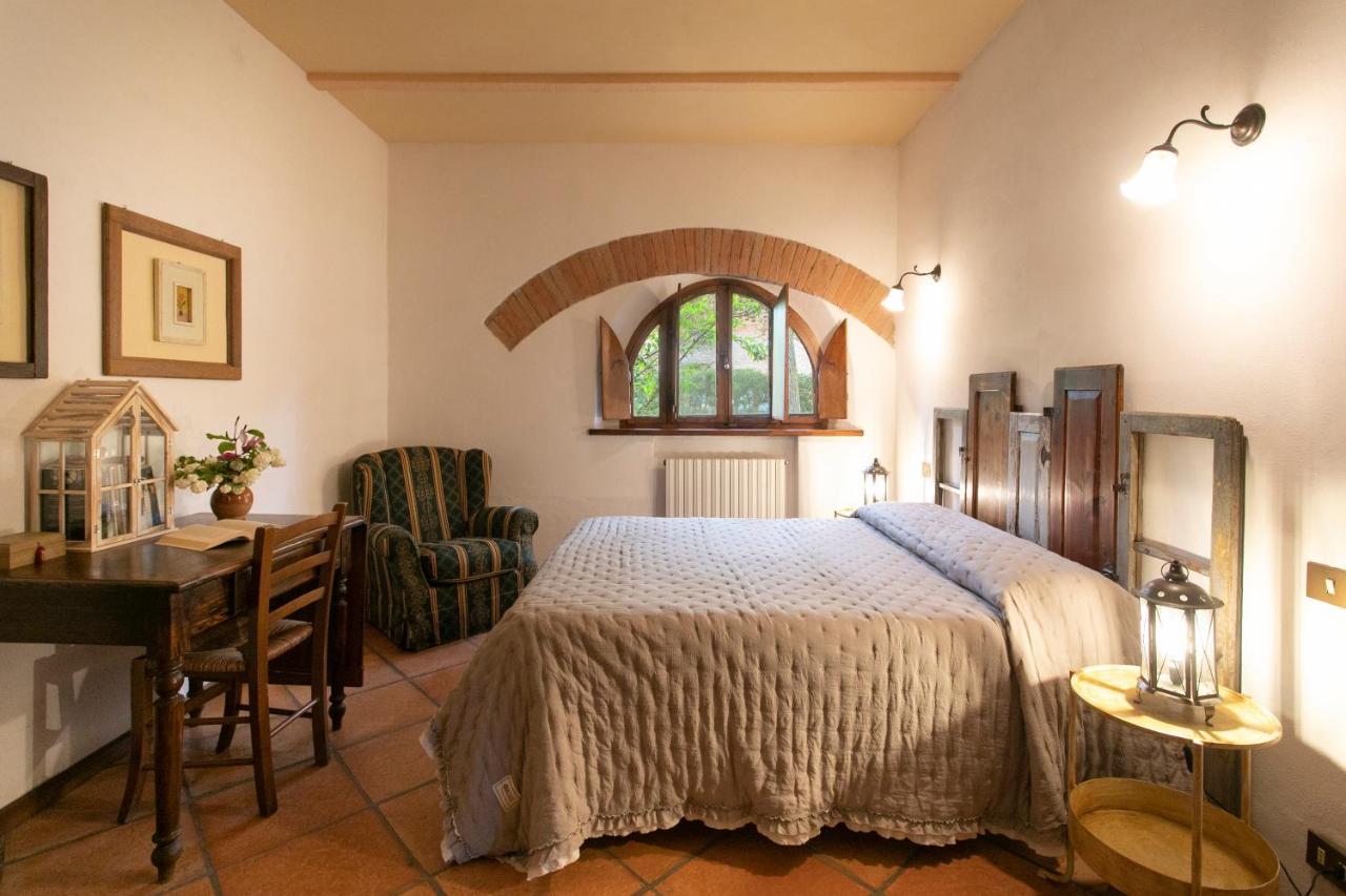 Agriturismo Poggio Salvi Совичиле Екстериор снимка
