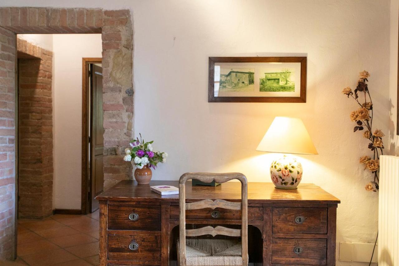 Agriturismo Poggio Salvi Совичиле Екстериор снимка